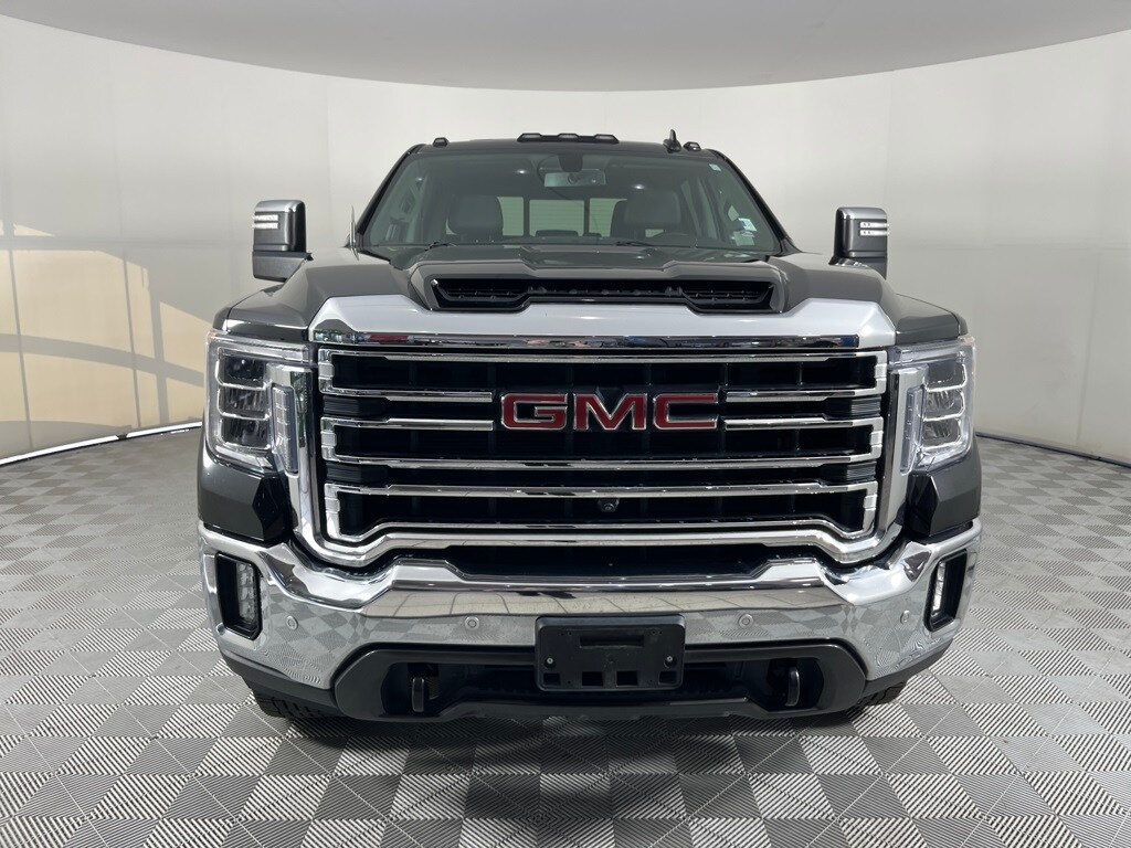 2022 Gmc Sierra 3500 HD SLT photo 2