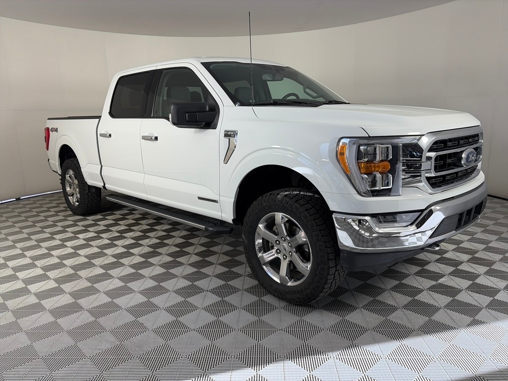 2021 Ford F-150 XLT's photo