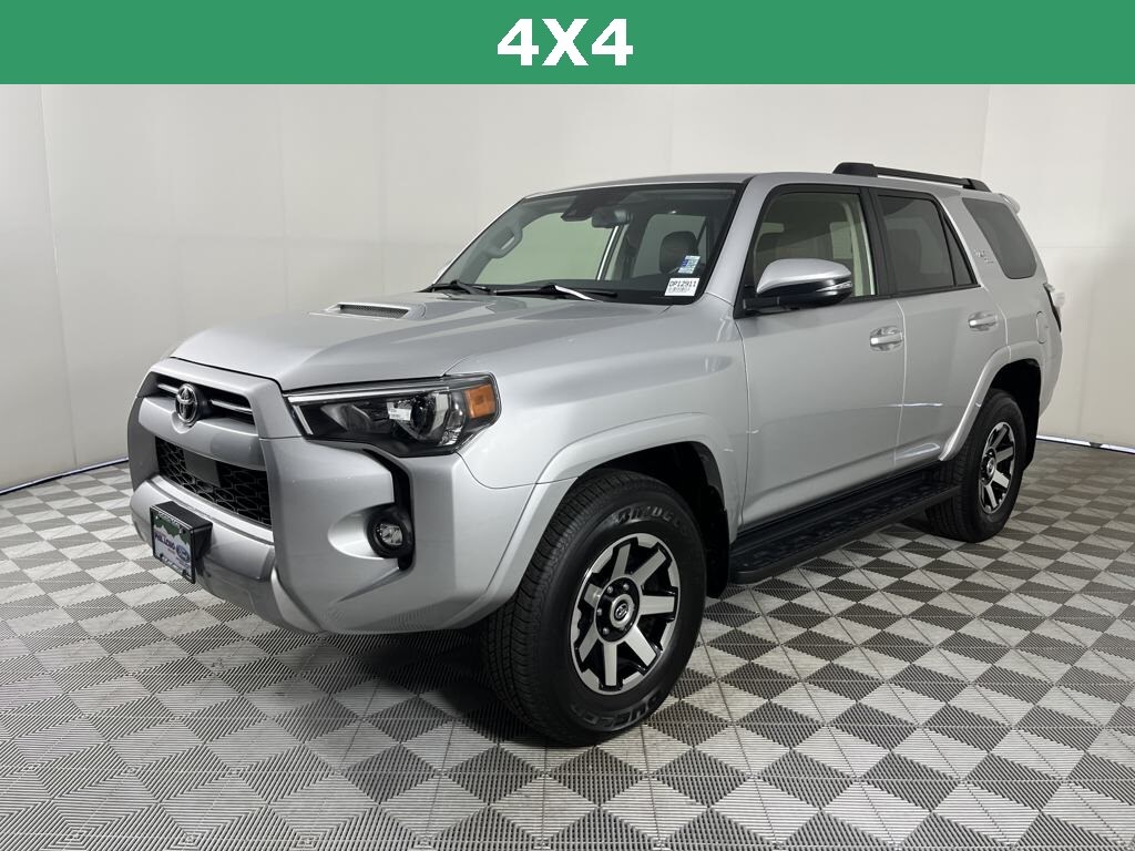 2024 Toyota 4Runner TRD Off-Road Premium photo 3