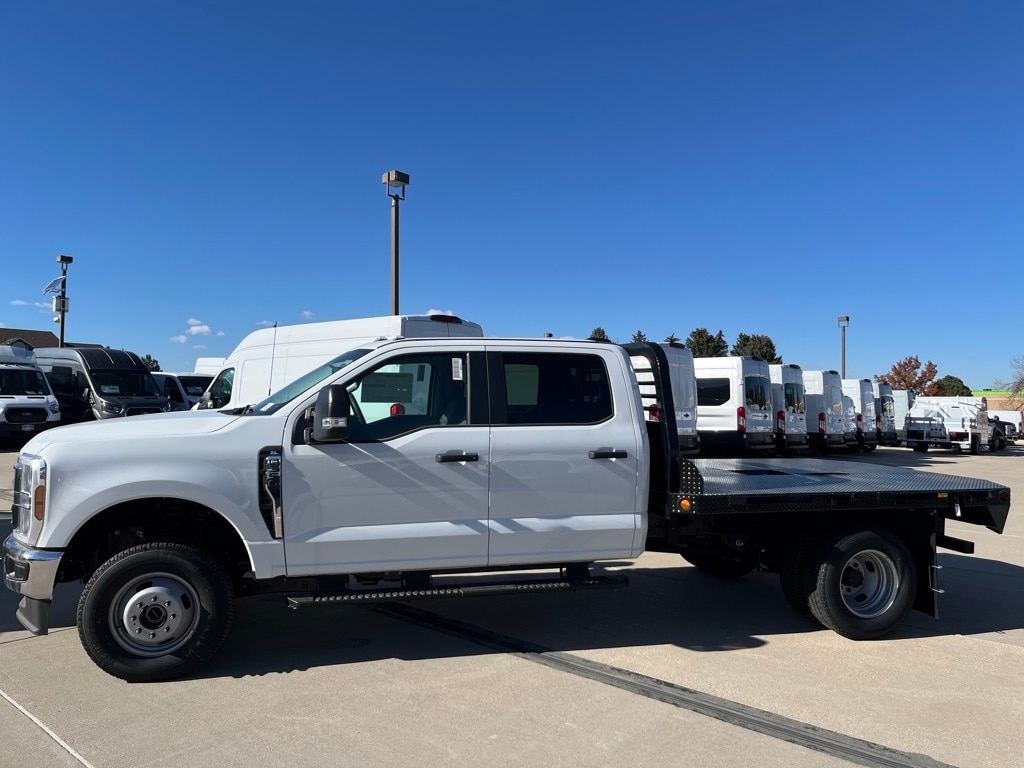 New 2025 Ford F-350SD XL Chassis