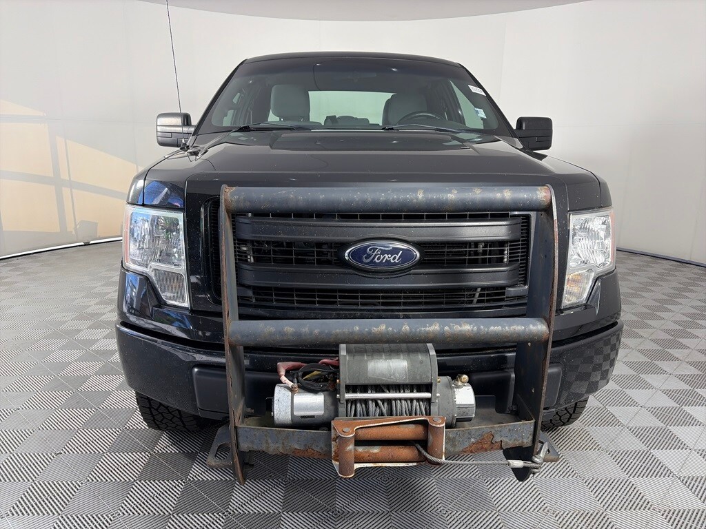 2013 Ford F-150 STX photo 2