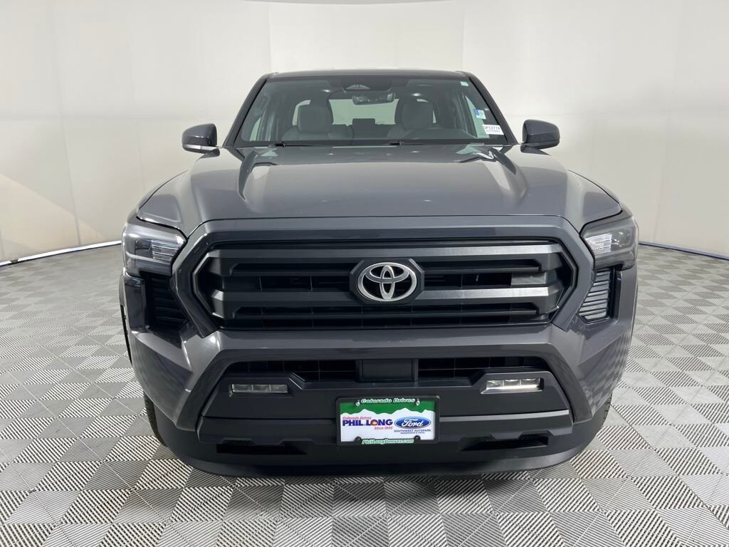 2024 Toyota Tacoma SR5 photo 2
