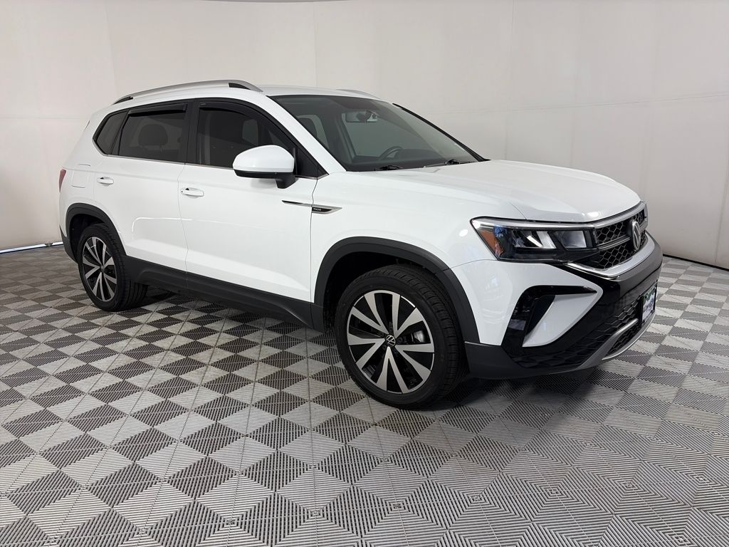 Used 2022 Volkswagen Taos 1.5T SE SUV