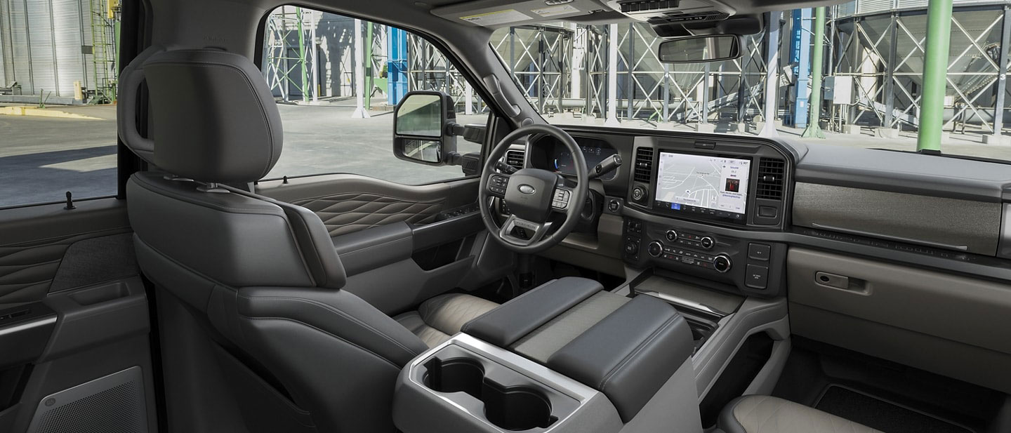 2025 Ford Super Duty Interior