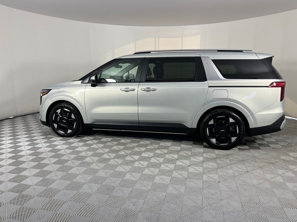 Certified 2025 Kia Carnival EX Minivan/Van
