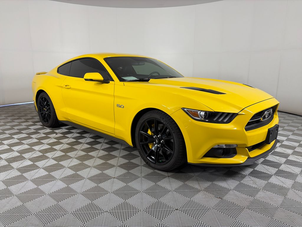 2015 Ford Mustang Coupe 