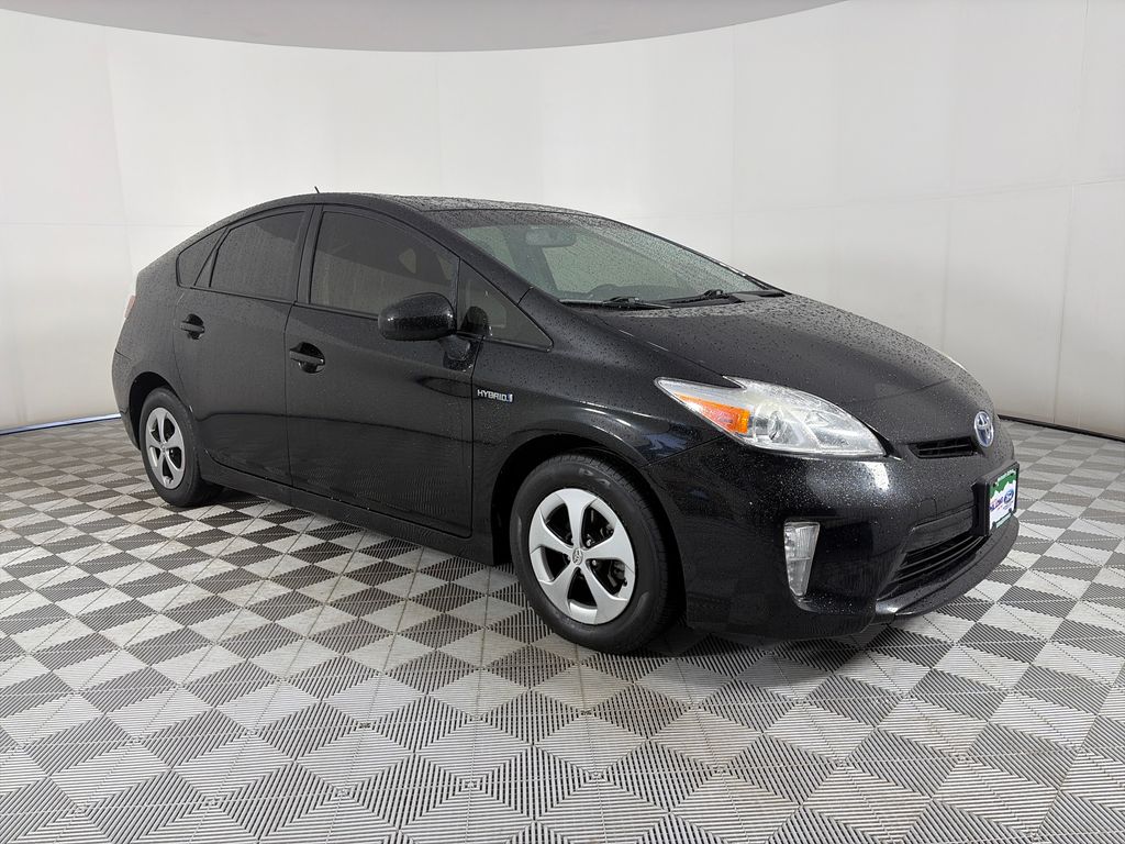 2014 Toyota Prius's photo