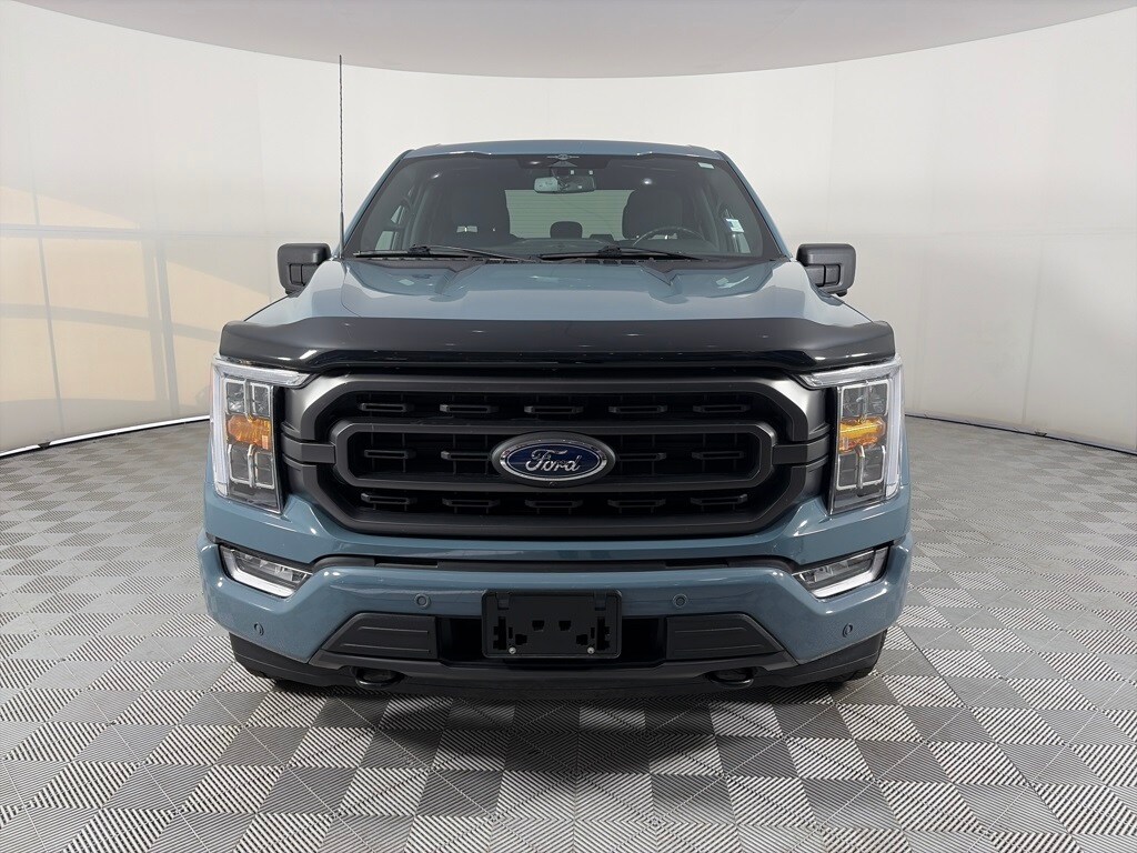 2023 Ford F-150 XLT photo 2
