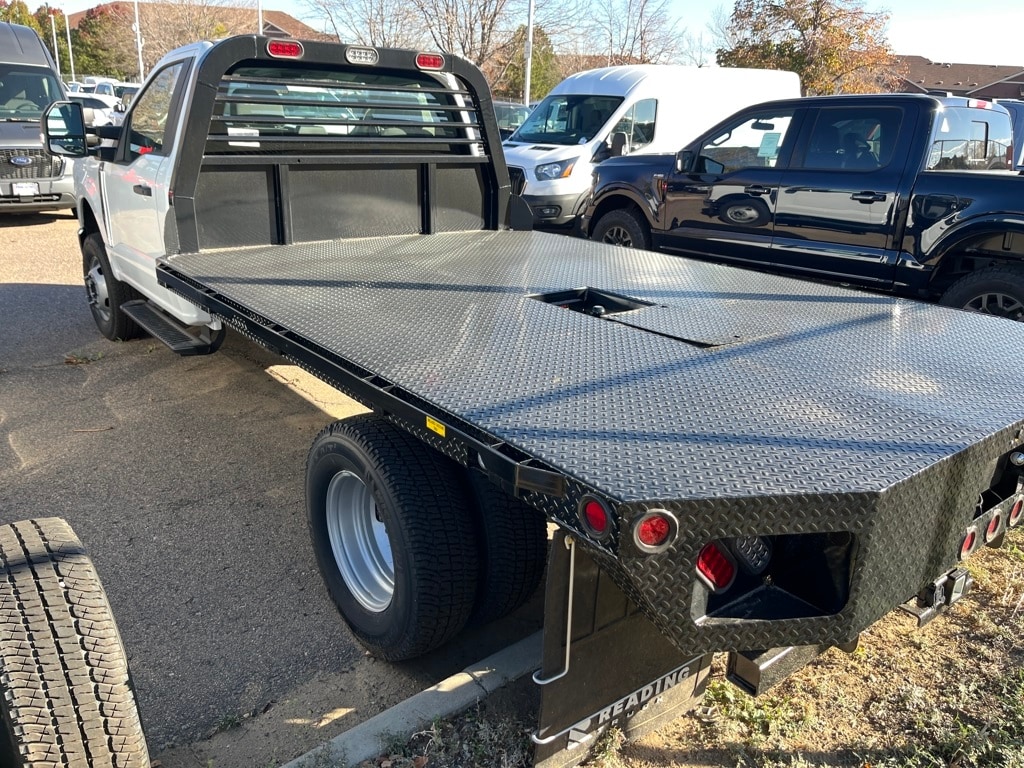 New 2025 Ford F-350SD XL Chassis