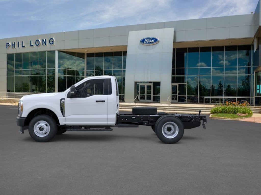 New 2026 Ford F-350SD XL Chassis