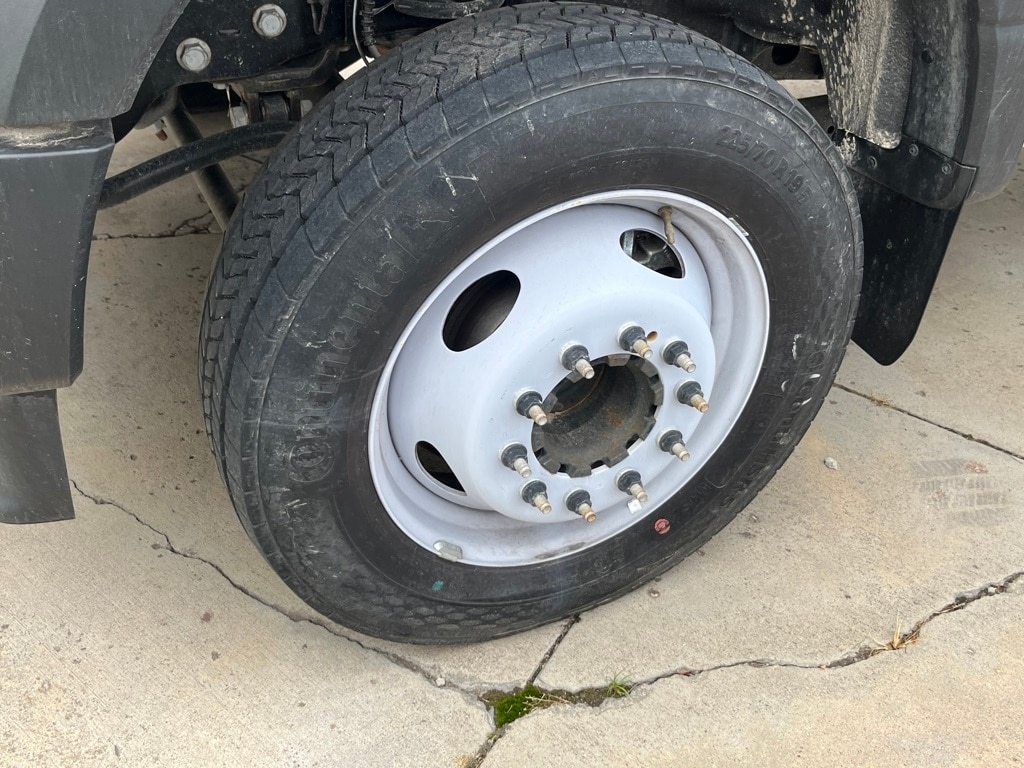 2024 Ford F-450 Super Duty Chassis Cab XL - Photo 7