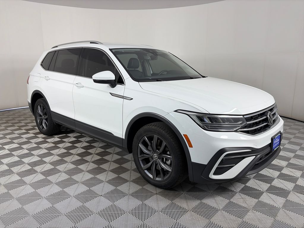 2022 Volkswagen Tiguan 2.0T SE 4Motion's photo