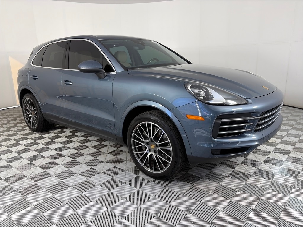 2020 Porsche Cayenne S's photo
