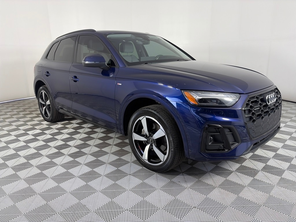 2022 Audi Q5 Prestige's photo