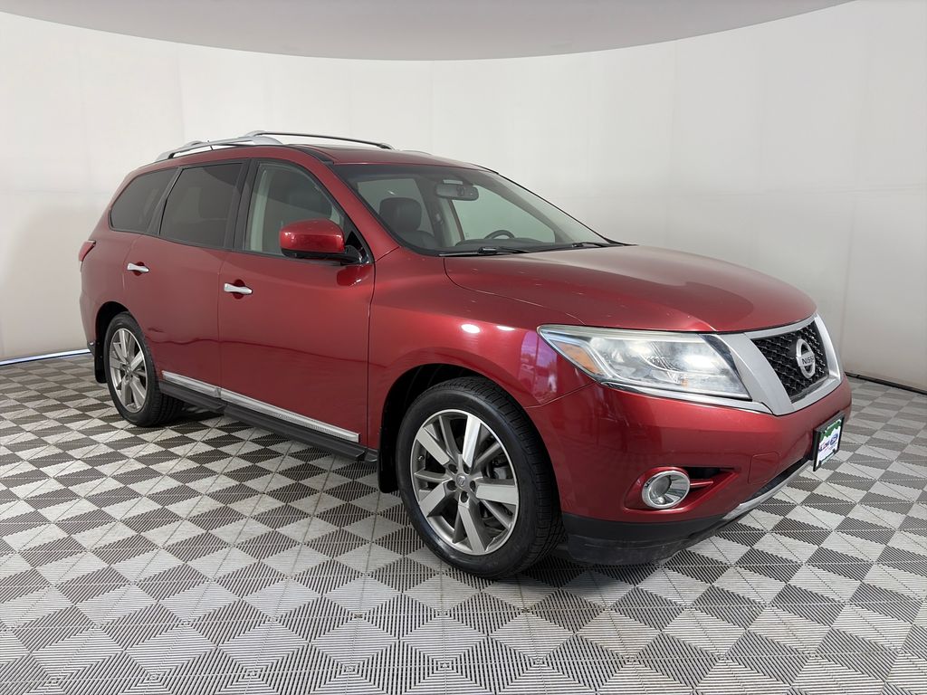 2016 Nissan Pathfinder Platinum 4WD's photo