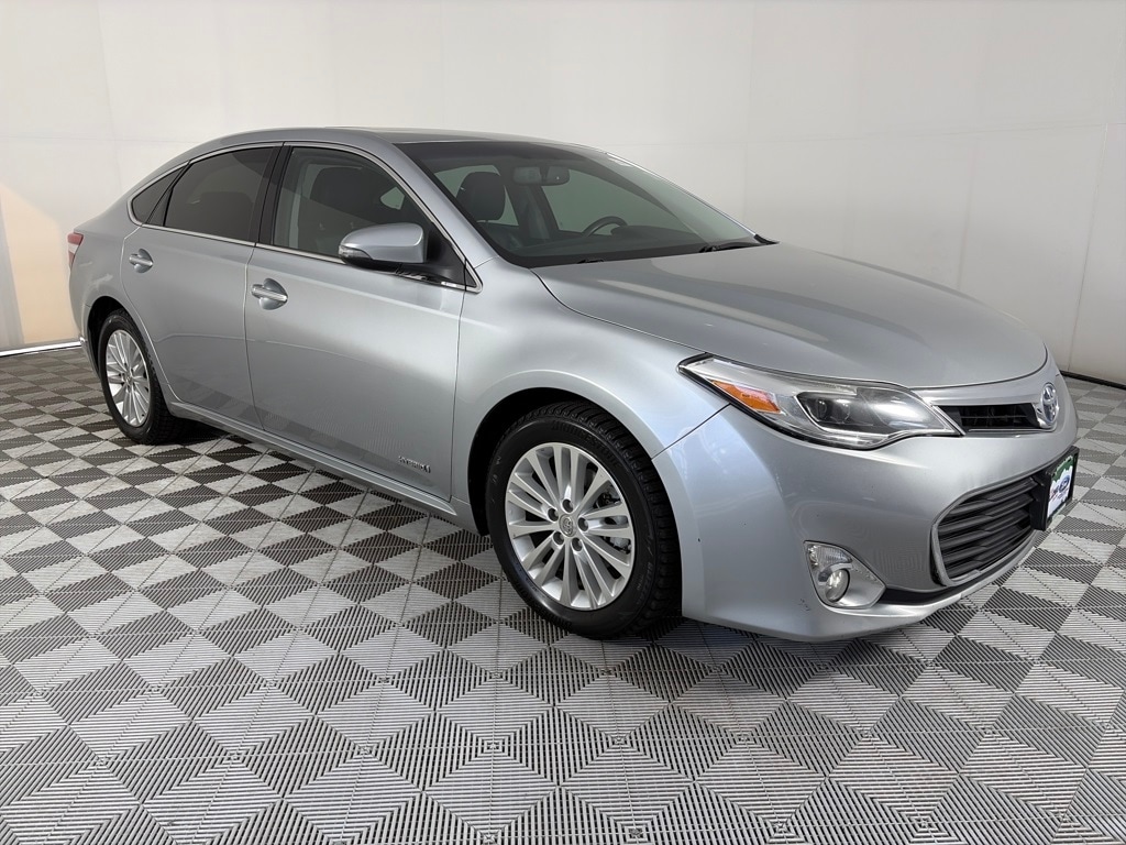2015 Toyota Avalon XLE Touring Hybrid