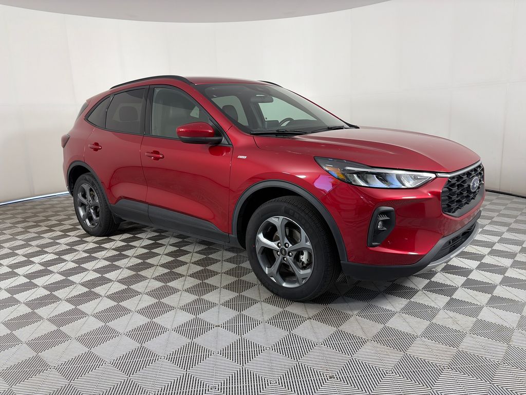 2025 Ford Escape ST-Line Select AWD 2.0L's photo