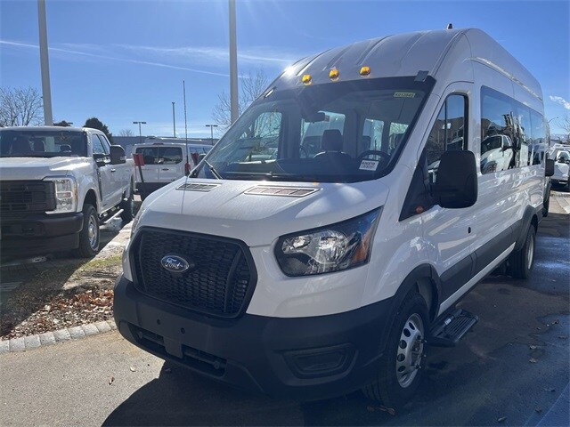 2023 Ford Transit photo 3