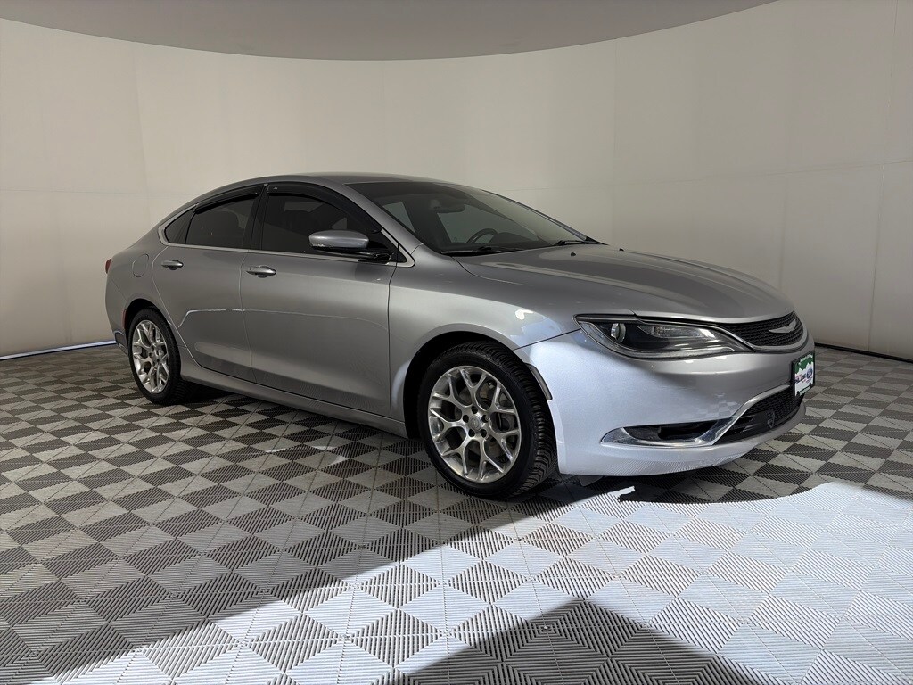 2016 Chrysler 200 C