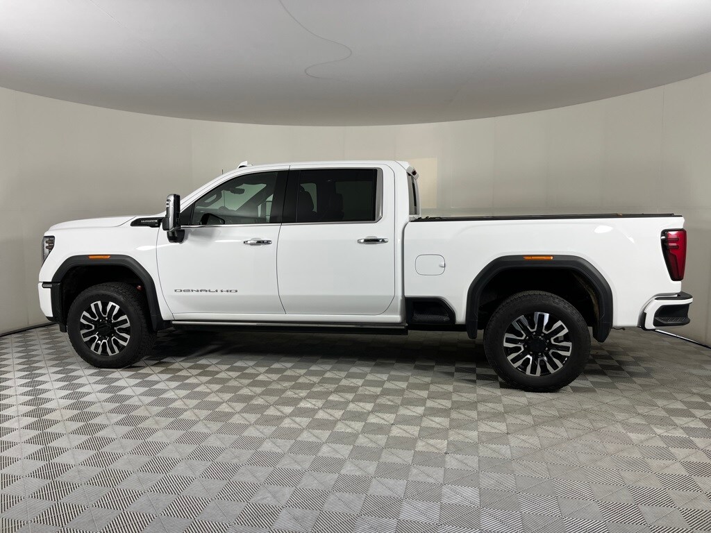 2024 Gmc Sierra 3500 HD Denali Ultimate photo 4