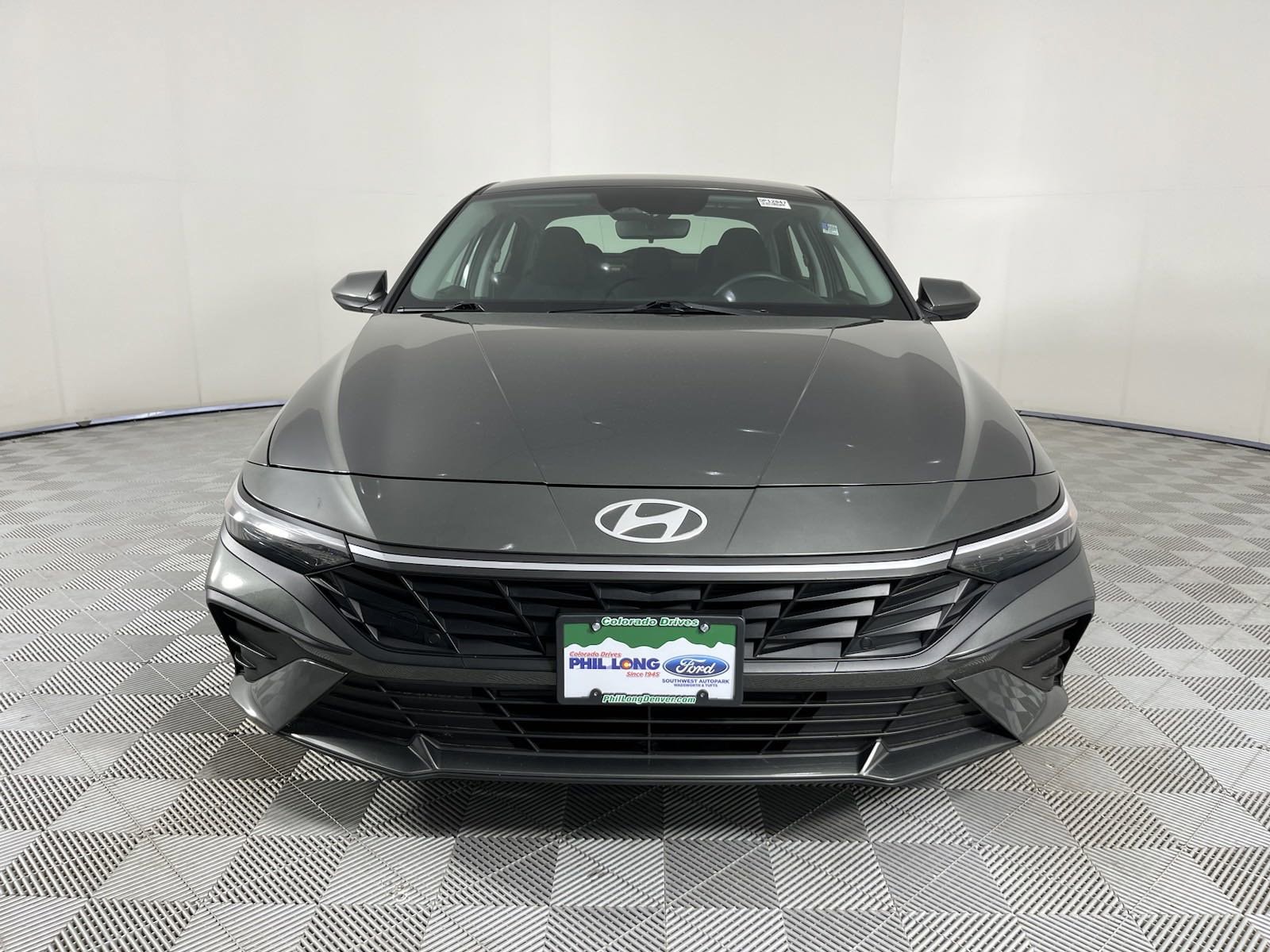 Used 2024 Hyundai Elantra SEL with VIN KMHLM4DG3RU638809 for sale in Denver, CO