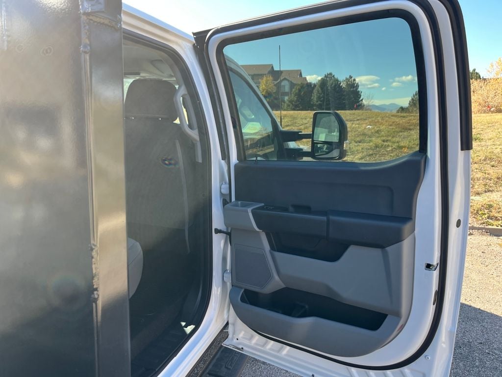 2025 Ford F-350 Super Duty Chassis Cab XL - Photo 14