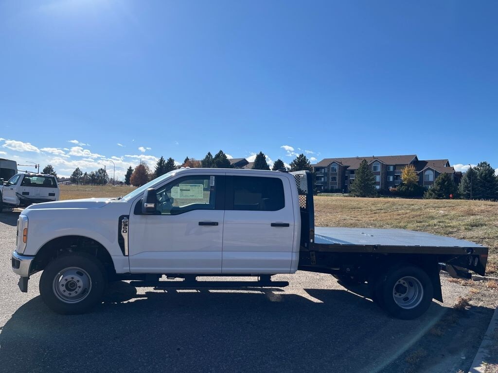 New 2025 Ford F-350SD XL Chassis