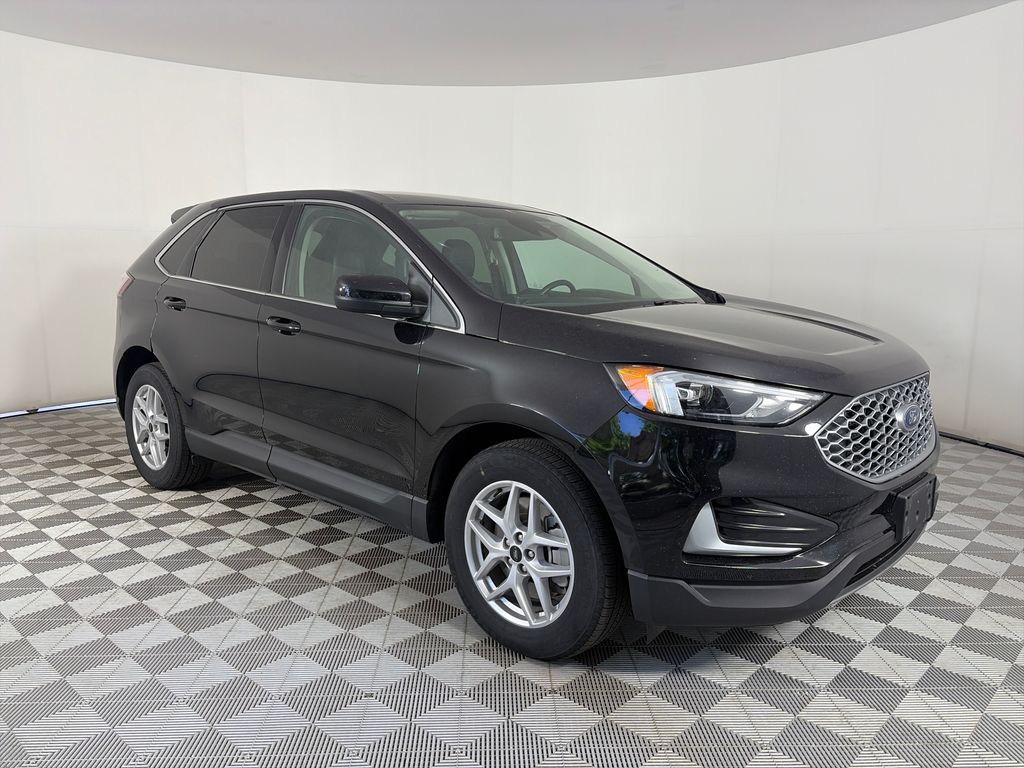 2024 Ford Edge SEL AWD's photo