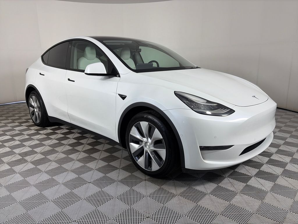2021 Tesla Model Y Long Range Dual Motor All-Wheel Drive's photo
