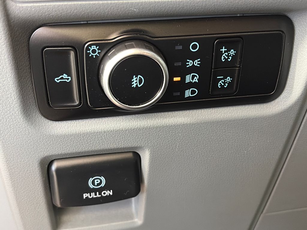 2023 Ford F-150 XLT - Photo 23