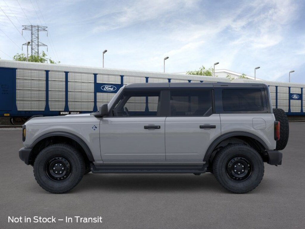 New 2026 Ford Bronco Outer Banks SUV