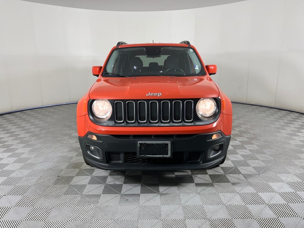 2017 Jeep Renegade Latitude North Edition photo 3