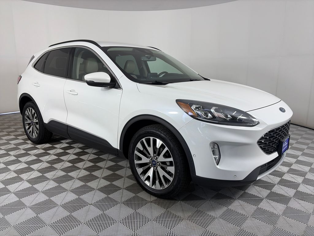 2020 Ford Escape Titanium