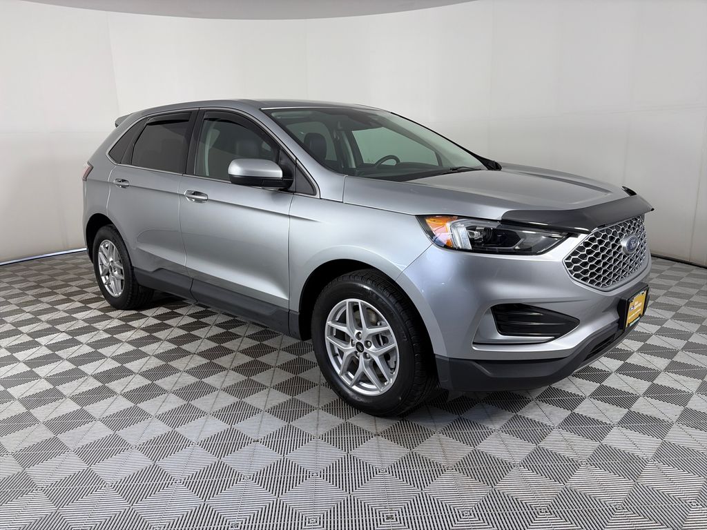 2024 Ford Edge SEL AWD's photo