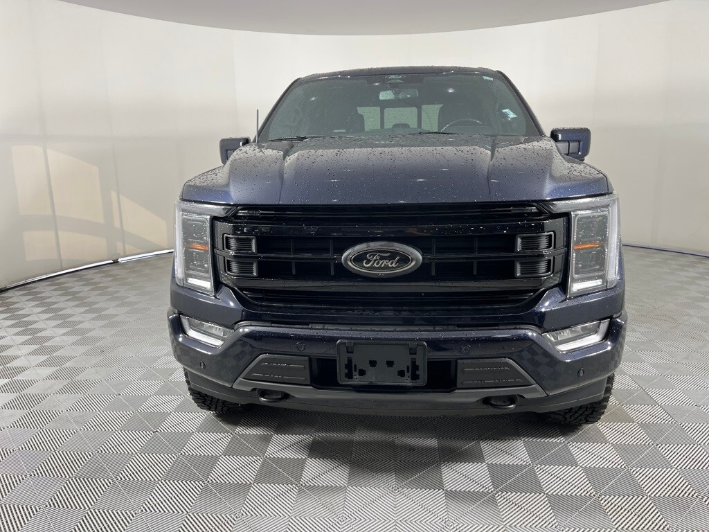 2022 Ford F-150 Platinum photo 2
