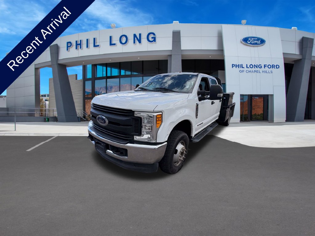 2017 Ford F-350 Super Duty Chassis Cab