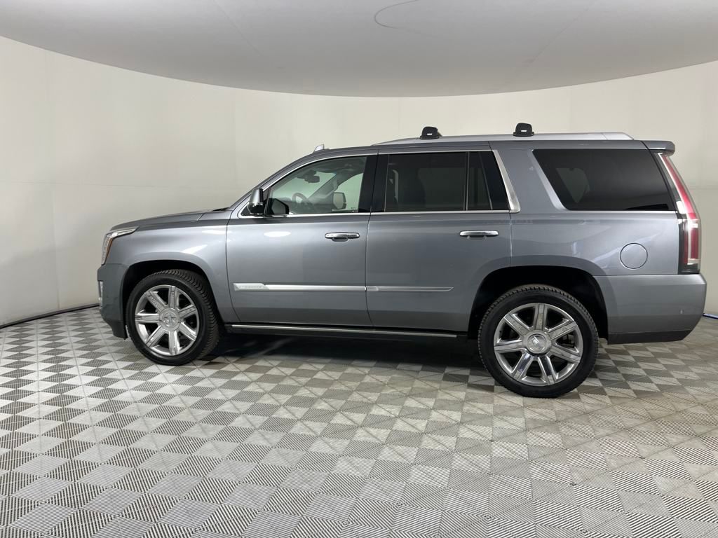 2020 Cadillac Escalade Premium Luxury photo 4