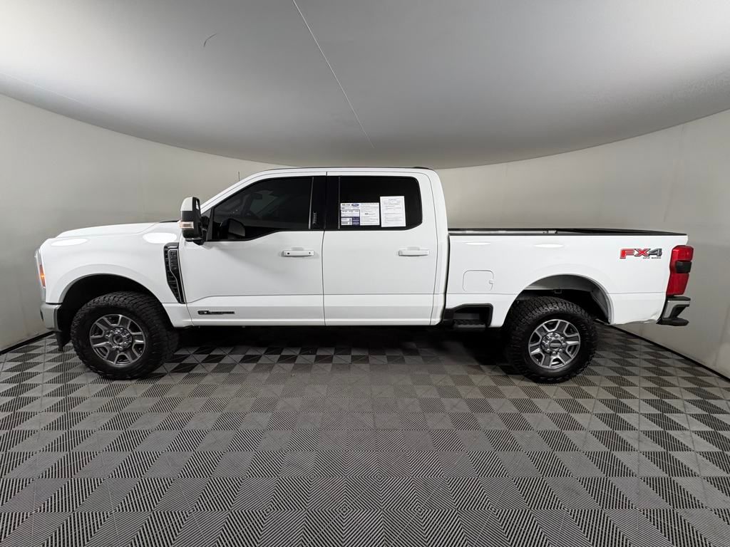 2023 Ford F-250 Lariat photo 4
