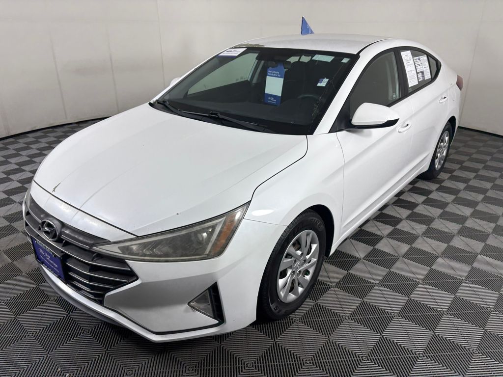 2019 Hyundai Elantra SE photo 3