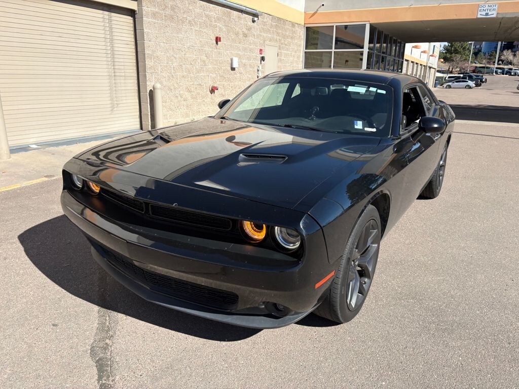 Used 2022 Dodge Challenger SXT Coupe