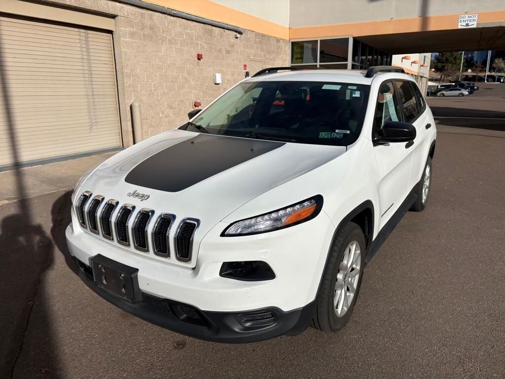 Used 2015 Jeep Cherokee Sport FWD SUV