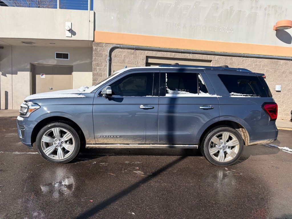 2023 Ford Expedition Platinum photo 4