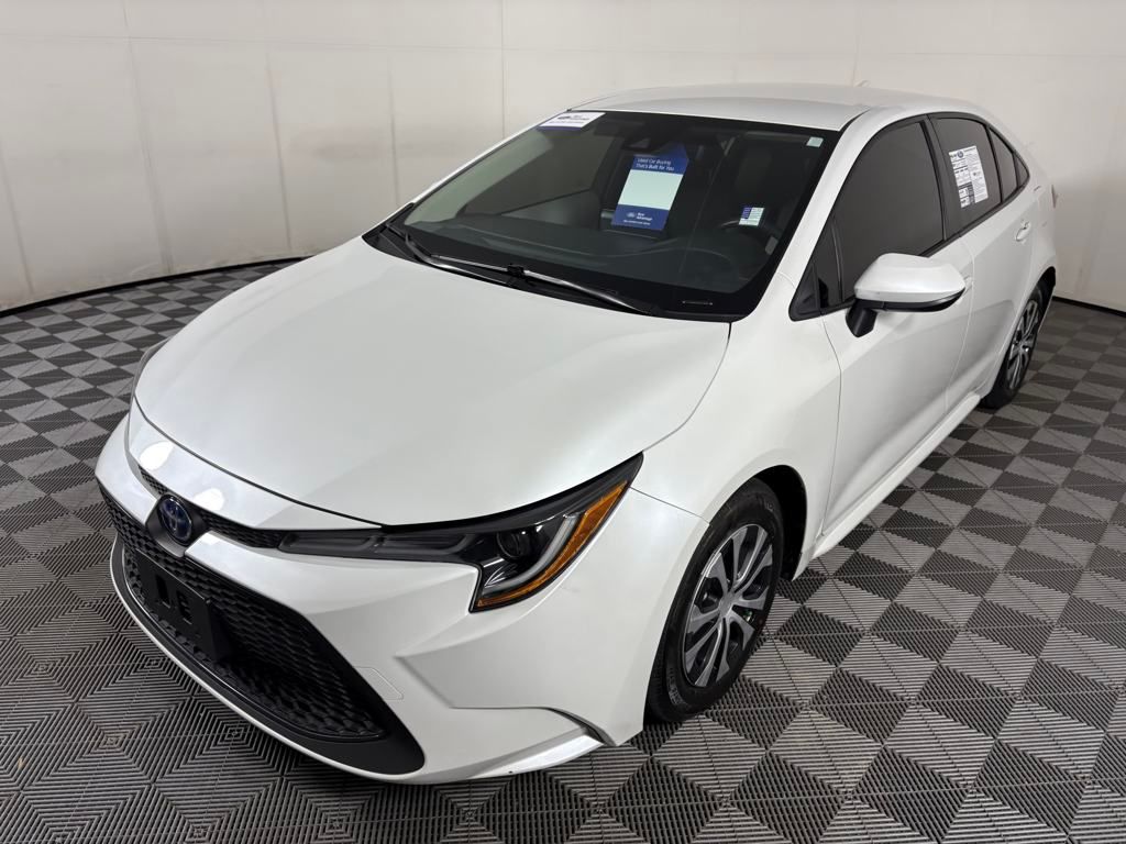 2022 Toyota Corolla Hybrid LE photo 3