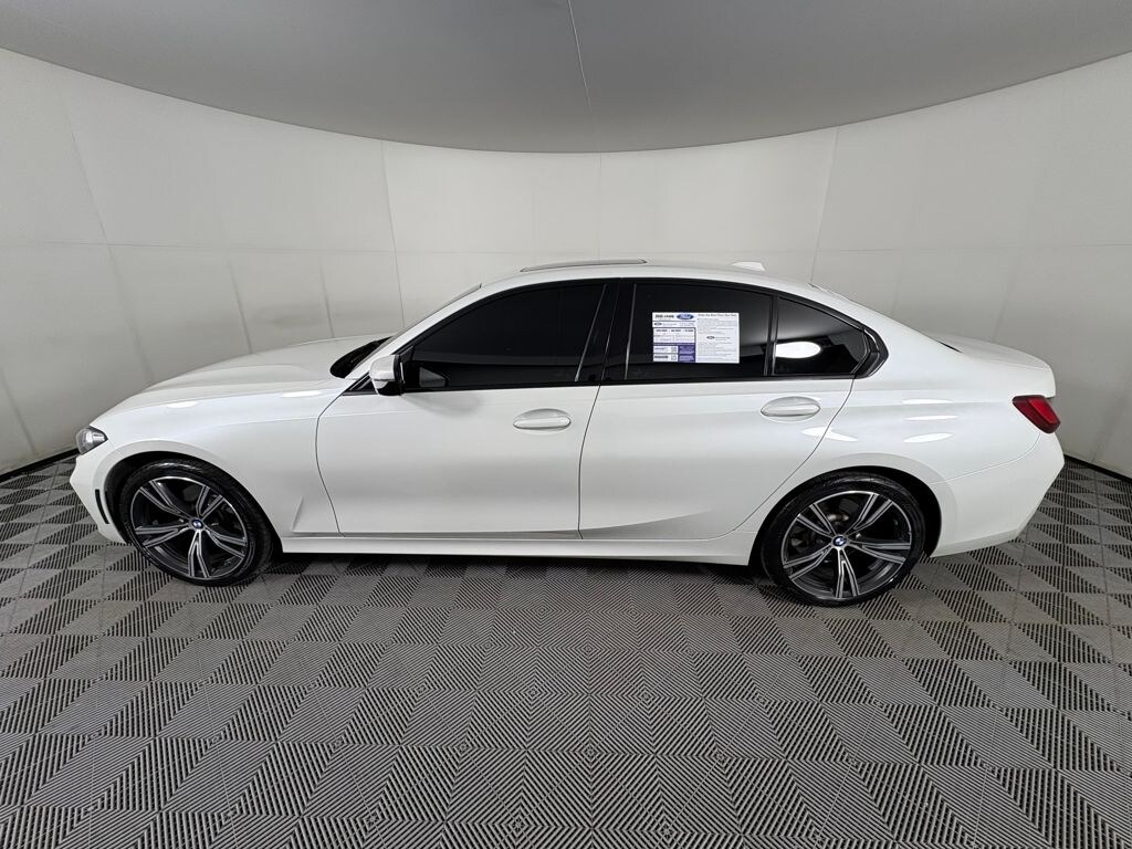 Certified 2023 BMW 330i xDrive Sedan