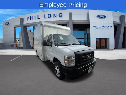 2024 Ford E-450 Cutaway Base Truck