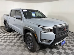 2025 Nissan Frontier PRO-4X Truck Crew Cab