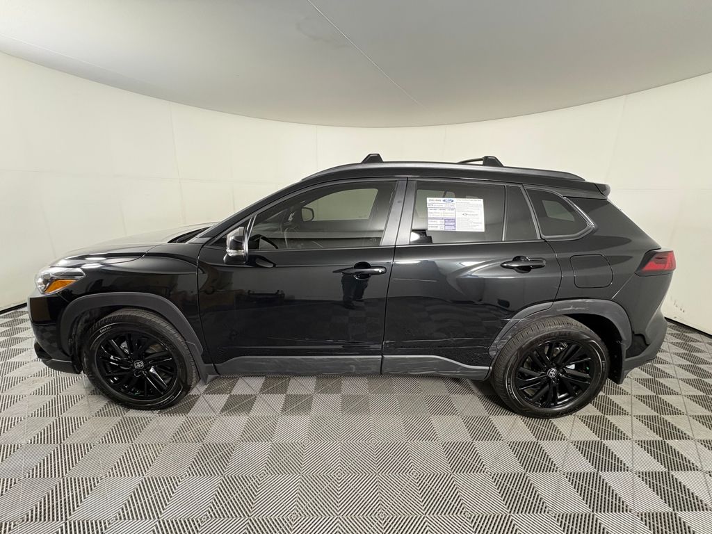 2025 Toyota Corolla Hybrid photo 4