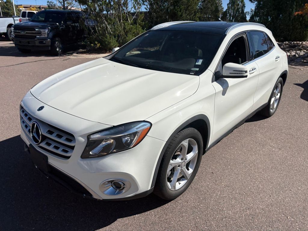 2018 Mercedes Benz GLA 250 4MATIC photo 3