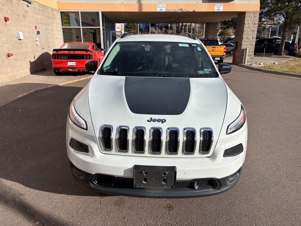 Used 2015 Jeep Cherokee Sport FWD SUV