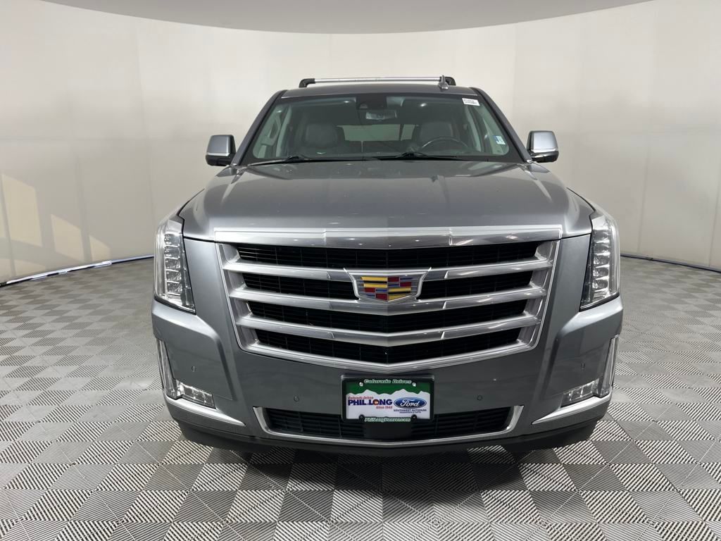2020 Cadillac Escalade Premium Luxury photo 2